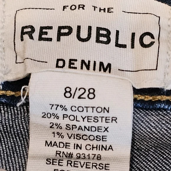 For the Republic Denim patches straight skinny leg size 8/28 ✨️Pre-owned - Picture 6 of 10